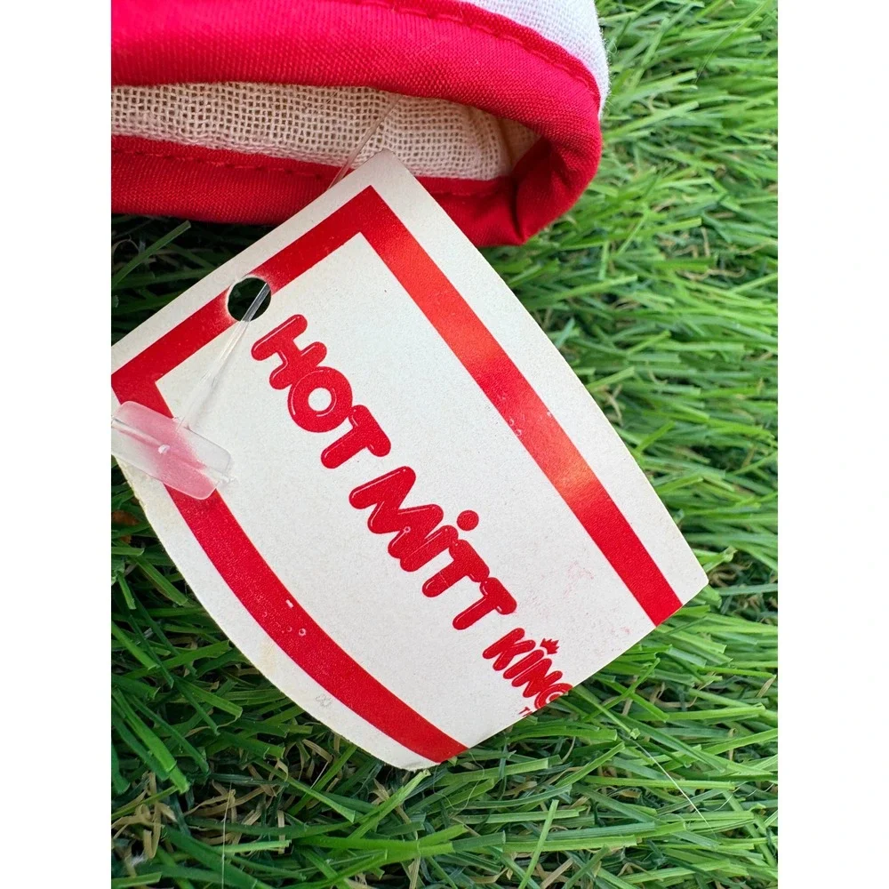 Vintage Hot‎ Mitt King Santa Mrs Claus Christmas Oven Mitt Set Red Gingham Retro